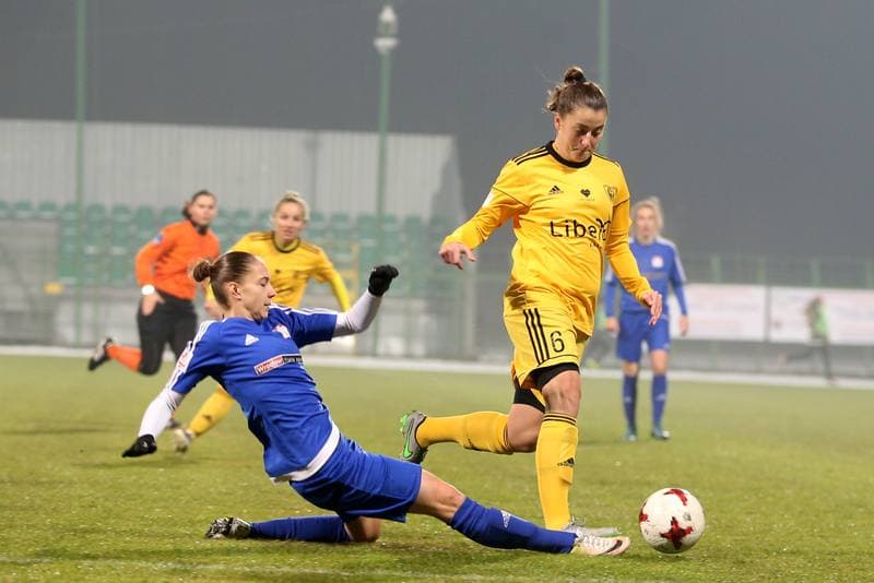 Football. Women's Polish Cup. GKS Katowice - AZS Wroclaw. 29.11.2017