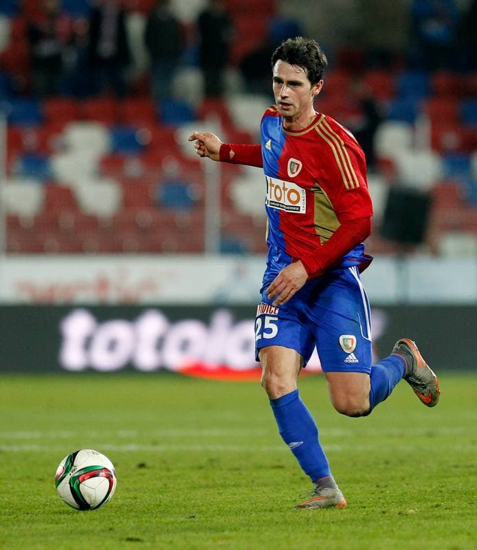 Football. PKO BP Ekstraklasa. Gornik Zabrze - Piast Gliwice. 01.12.2015