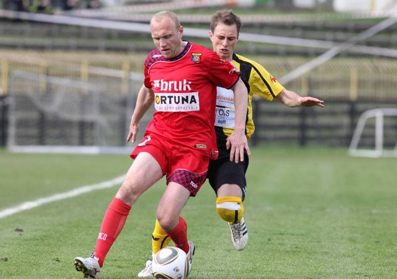 Football. Bytom I liga. Ruch Radzionkow - Odra Wodzislaw Slaski. 17.04.2011