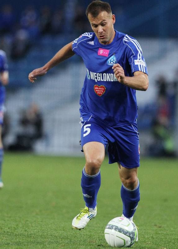Football. Ekstraklasa. Ruch Chorzow - GKS Belchatow. 19.03.2010