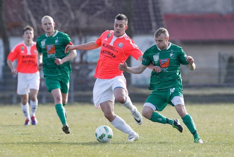 Football. III Liga. LZS Piotrowka - Szombierki Bytom. 19.03.2016