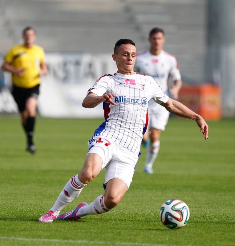 Football. PKO BP Ekstraklasa. Gornik Zabrze - Piast Gliwice. 01.12.2015