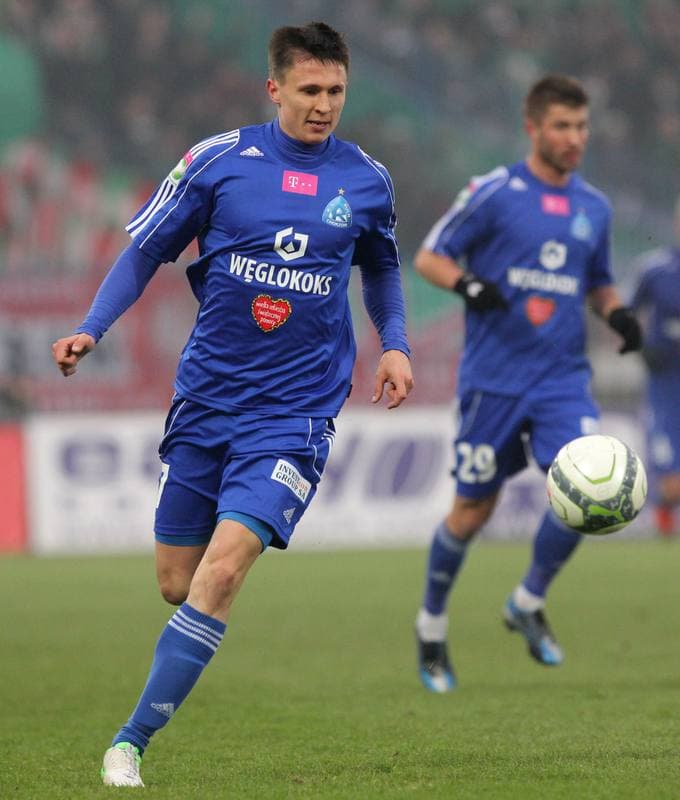 Football. Ekstraklasa. Ruch Chorzow - Slask Wroclaw. 03.04.2010