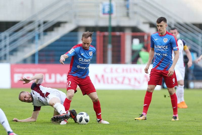 Football. Lotto Ekstraklasa. Piast Gliwice - Pogon Szczecin. 21.04.2018