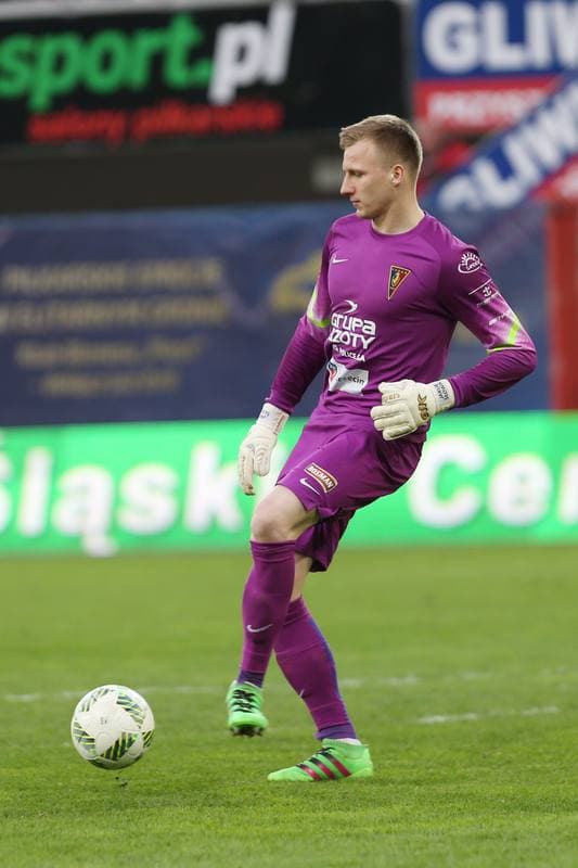 Football. Ekstraklasa. Piast Gliwice - Pogon Szczecin. 01.05.2016