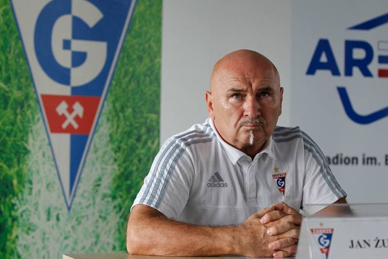 Football. Gornik Zabrze. Press Conference. 26.07.2016