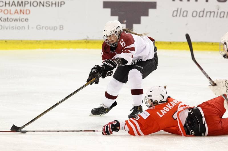 Ice Hockey. Women's World Championship. Latvia - Poland. 12.04.2017