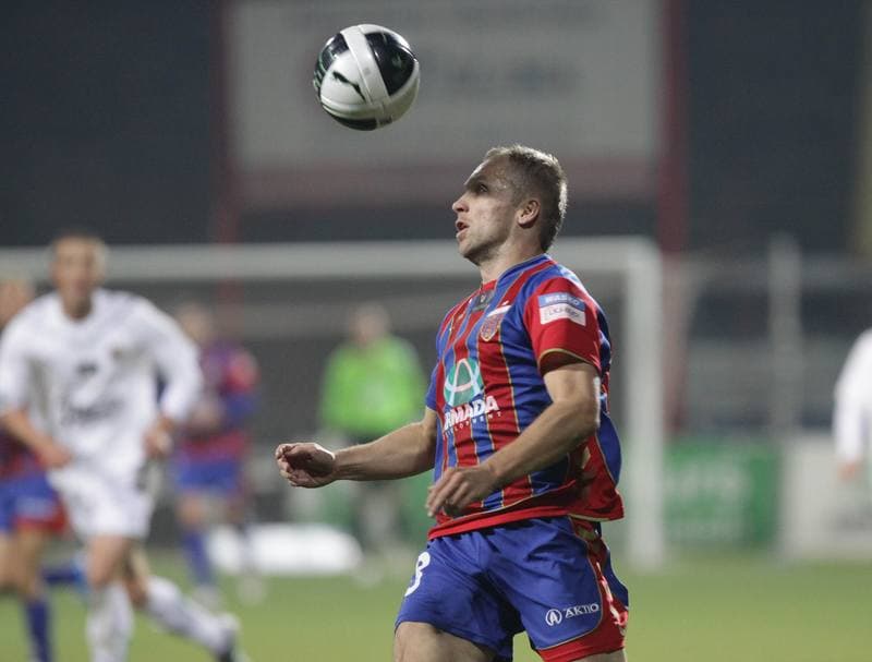 Football. Bytom Ekstraklasa. Polonia Bytom - Slask Wroclaw. 22.10.2010