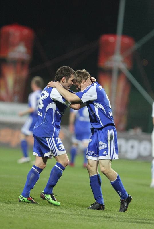 Football. Bytom I liga. Ruch Radzionkow - Odra Wodzislaw Slaski. 17.04.2011