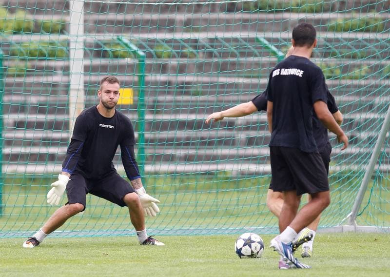 Football. GKS Katowice. Training. 15.01.2015