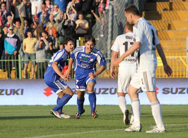 Football. I liga. Podbeskidzie Bielsko-Biala - Sandecja Nowy Sacz. 25.05.2011