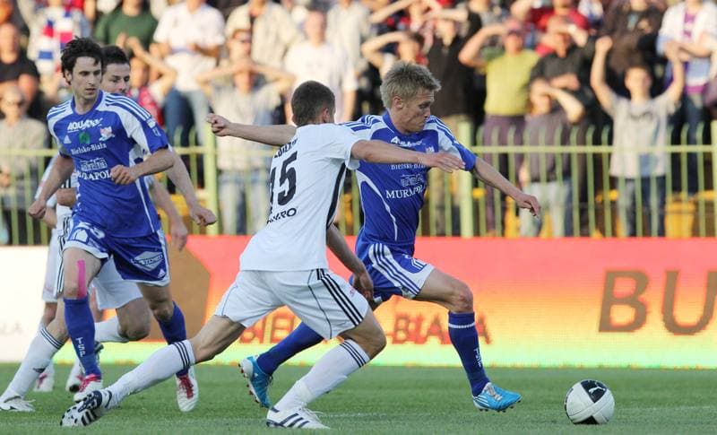 Football. I liga. Podbeskidzie Bielsko-Biala - Sandecja Nowy Sacz. 25.05.2011