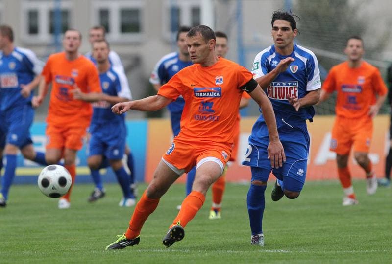 Football. I liga. Termalica Bruk-Bet Nieciecza - Piast Gliwice. 10.09.2011