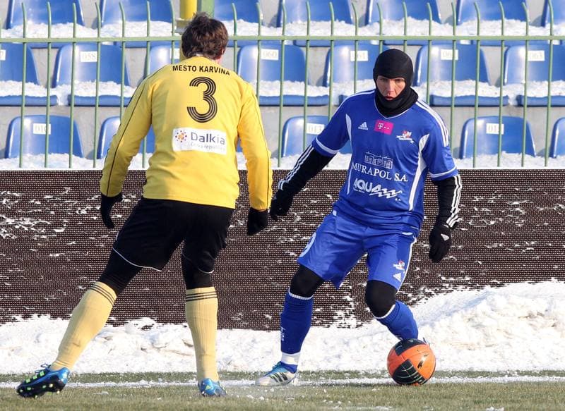Football. Sparing. Podbeskidzie Bielsko-Biala - MFK Karvina. 11.02.2012