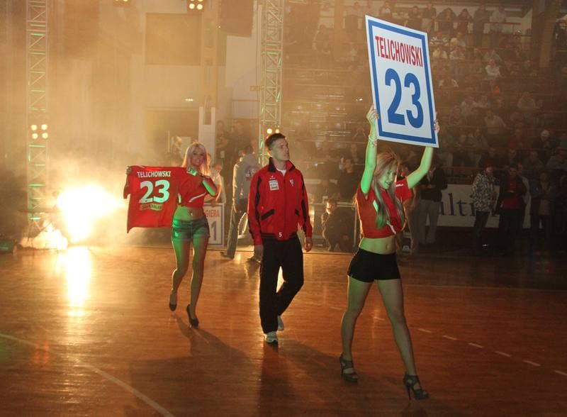 Football. Gornik Zabrze. Presentation. 11.02.2012