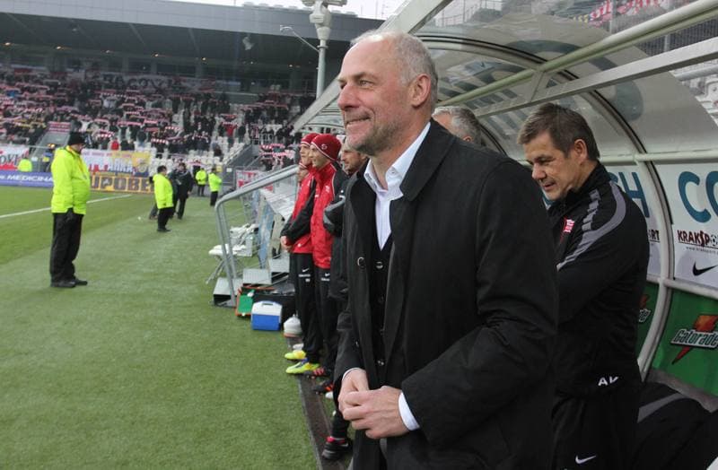 Football. T-Mobile Ekstraklasa. Cracovia Krakow - Lechia Gdansk. 18.02.2012