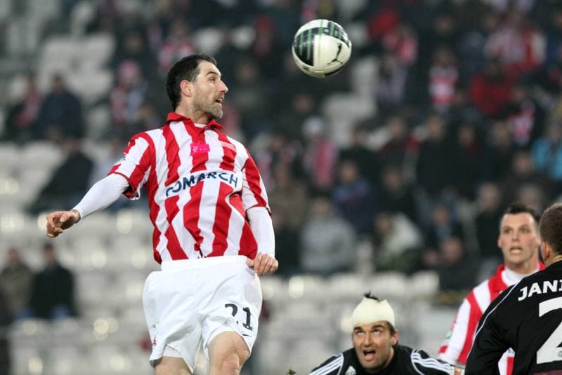 Football. T-Mobile Ekstraklasa. Cracovia Krakow - Lechia Gdansk. 18.02.2012