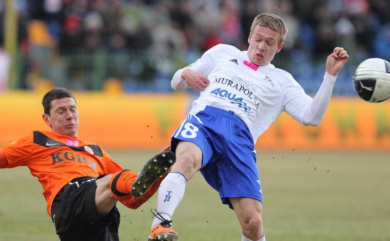 Football. T-Mobile Ekstraklasa. Podbeskidzie Bielsko-Biala - Zaglebie Lubin. 25.02.2012