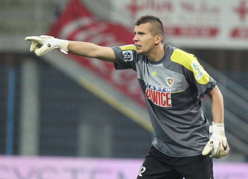 Football. I liga. Piast Gliwice - Termalica Bruk-Bet Nieciecza. 13.04.2012
