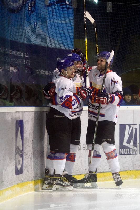 Ice Hockey. Polska Hokej Liga. Tempish Polonia Bytom - Comarch Cracovia Krakow. 09.12.2016