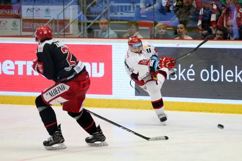 Ice Hockey. TipSport Extraliga. Ocelari Trinec - Mountfield Hradec Kralove. 03.04.2018