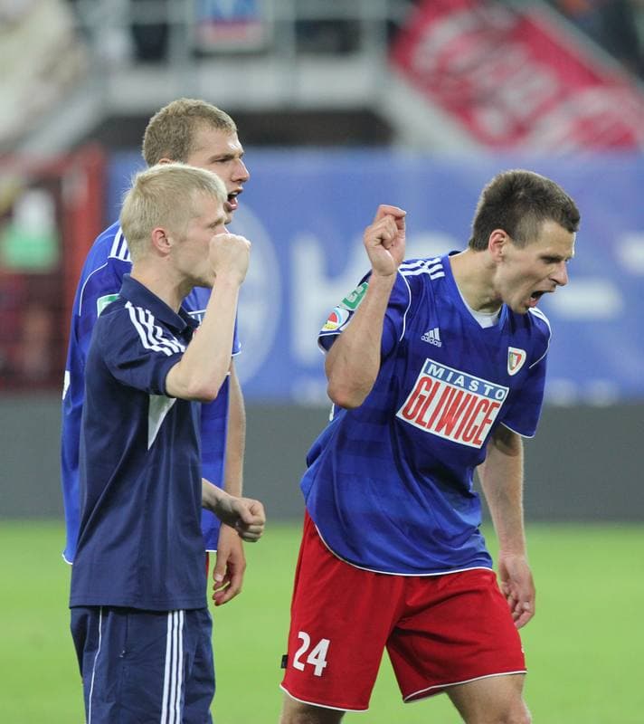 Football. I liga. Piast Gliwice - Dolcan Zabki. 09.05.2012