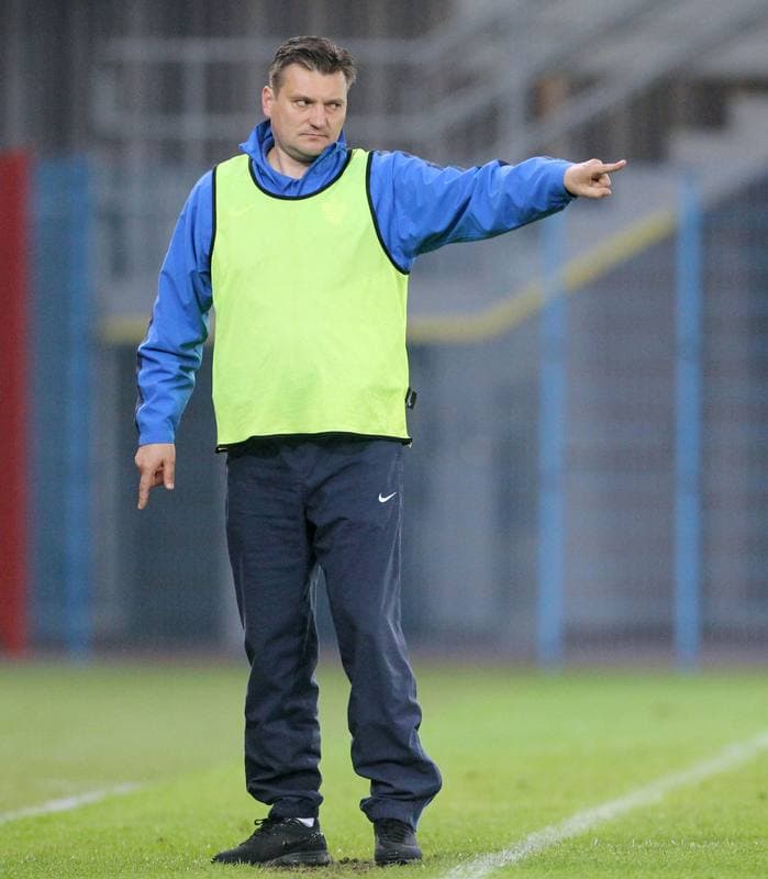 Football. Sparing. Piast Gliwice - Kolejarz Stroze. 10.03.2012