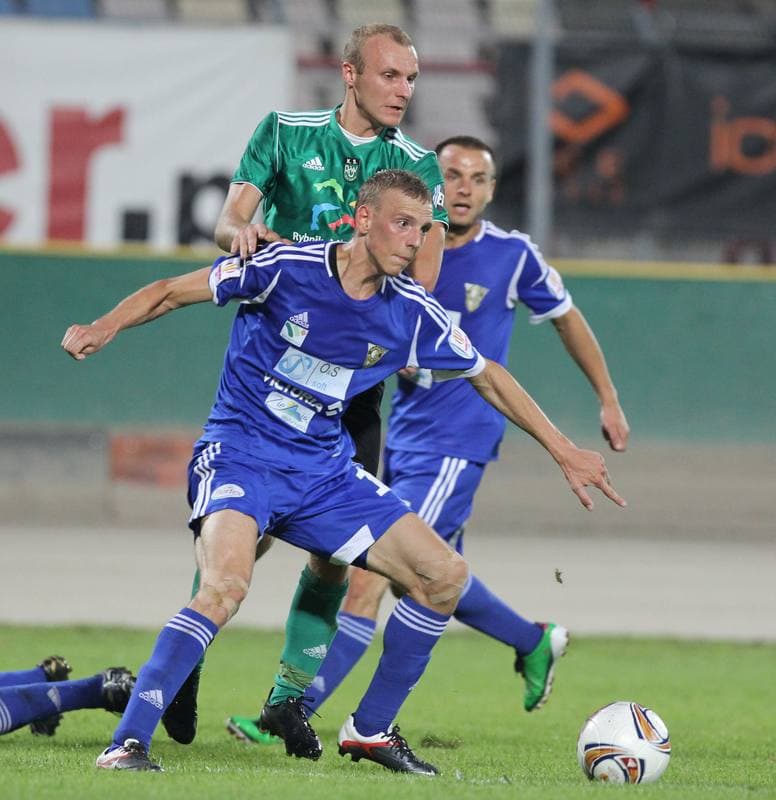 Football. II liga. Energetyk ROW Rybnik - Gornik Walbrzych. 18.08.2012