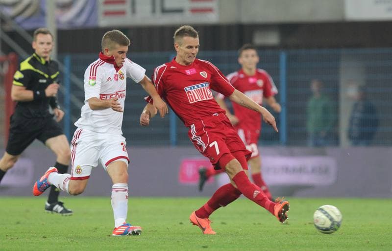Football. T-Mobile Ekstraklasa. Piast Gliwice - Wisla Krakow. 01.10.2012