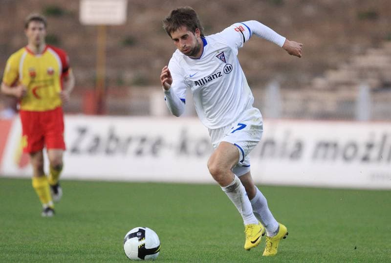 Football. I liga. Gornik Zabrze - Znicz Pruszkow. 24.04.2010