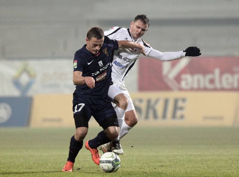 Football. T-Mobile Ekstraklasa. Gornik Zabrze - Pogon Szczecin. 24.11.2012