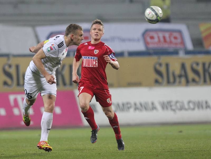 Football. T-Mobile Ekstraklasa. Gornik Zabrze - Piast Gliwice. 25.02.2013