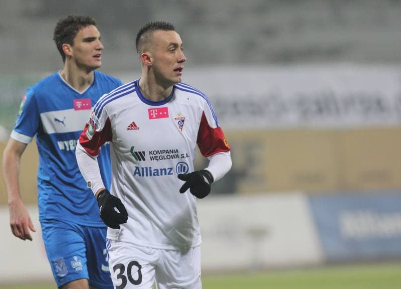 Football. Mloda Ekstraklasa. Gornik Zabrze - Lech Poznan. 08.05.2011