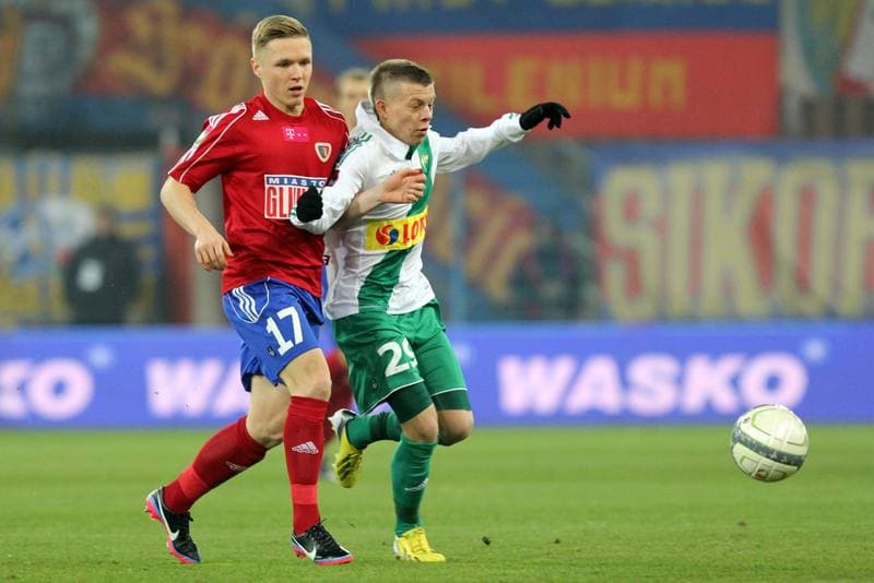 Football. T-mobile Ekstraklasa. Piast Gliwice - Lechia Gdansk. 18.03.2013