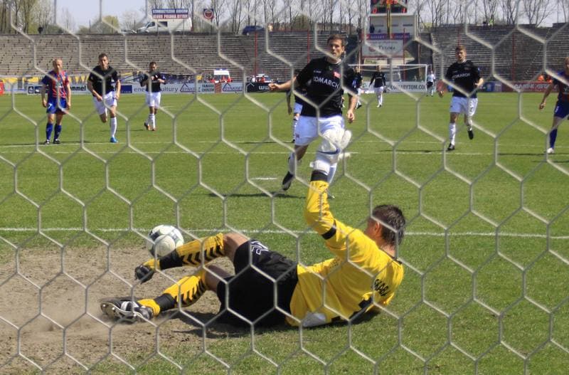 Football. Bytom Ekstraklasa. Polonia Bytom - Cracovia Krakow. 10.05.2011