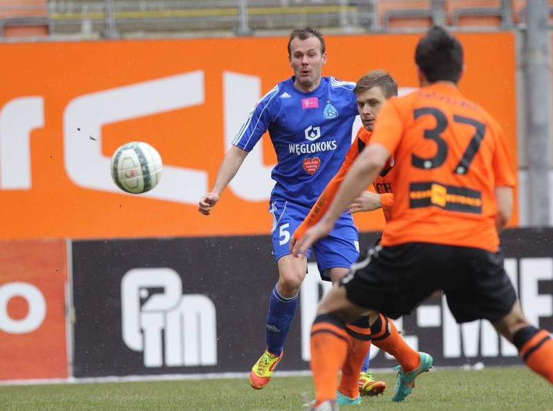 Football. T-mobile Ekstraklasa. Zaglebie Lubin - Ruch Chorzow. 01.04.2013