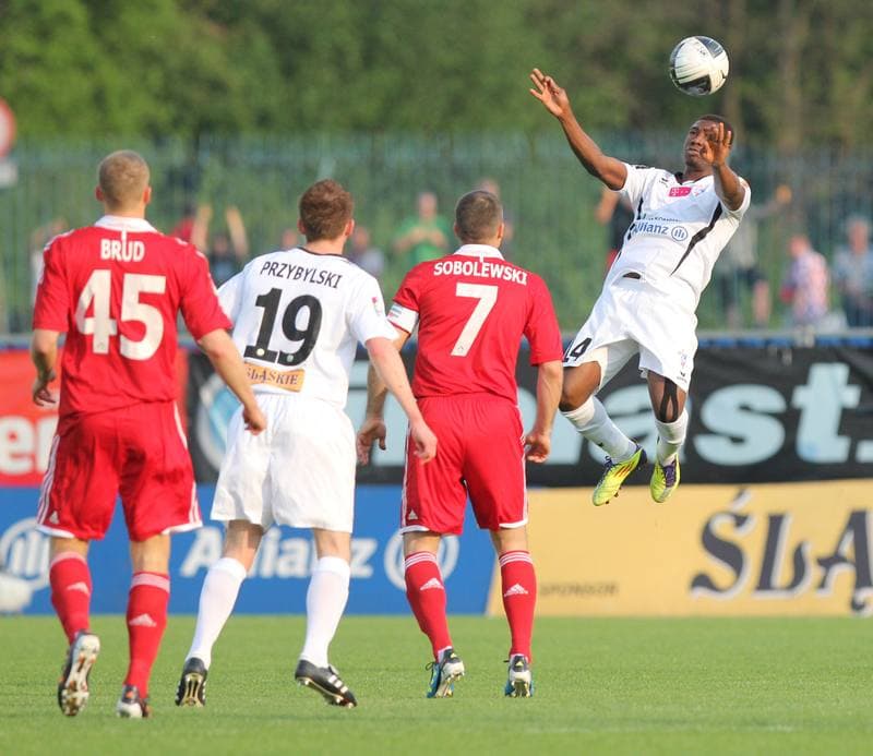 Football. PKO BP Ekstraklasa. Gornik Zabrze - Wisla Krakow. 17.10.2010