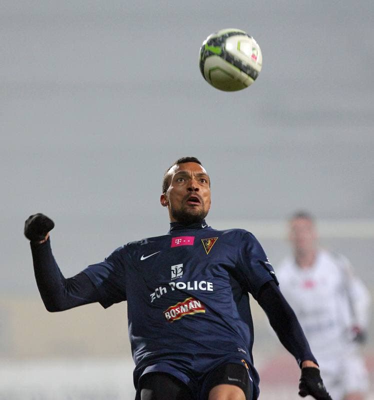 Football. T-Mobile Ekstraklasa. Gornik Zabrze - Pogon Szczecin. 24.11.2012