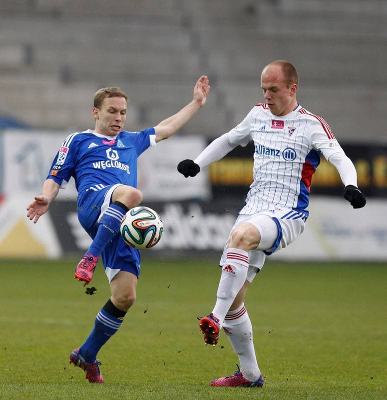 Football. T-Mobile Ekstraklasa. Gornik Zabrze - Ruch Chorzow. 02.04.2015
