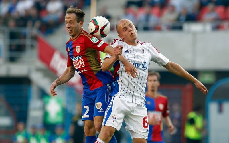 Football. T-Mobile Ekstraklasa. Piast Gliwice - Gornik Zabrze. 30.11.2013
