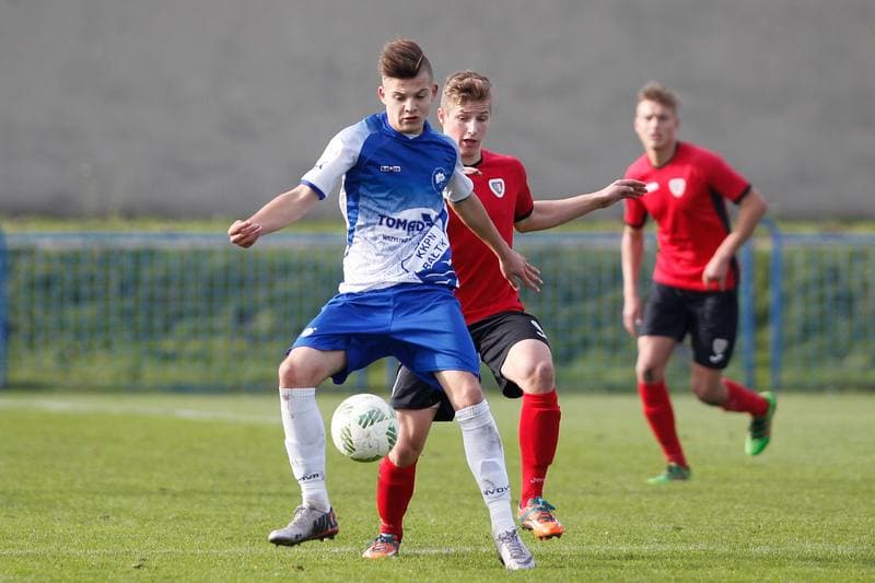 Football. Centralna Liga Juniorow. Piast Gliwice - Baltyk Koszalin. 05.11.2016