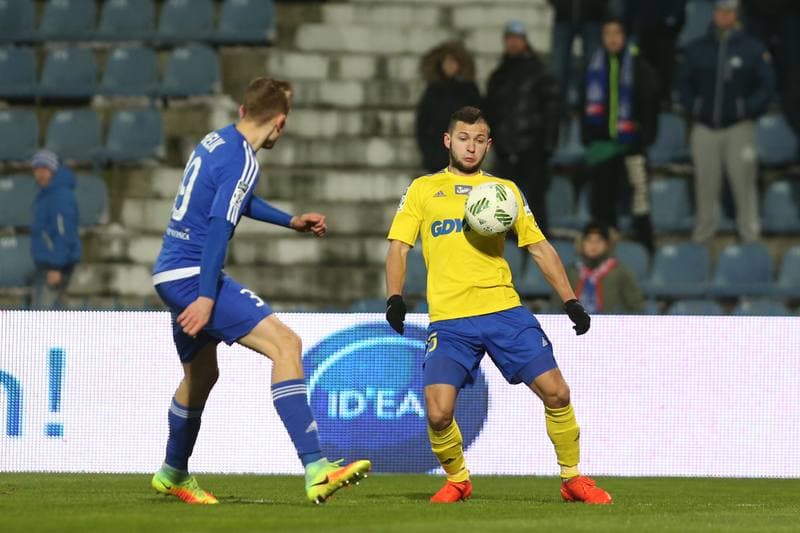 Football. Lotto Ekstraklasa. Ruch Chorzow - Arka Gdynia. 05.12.2016