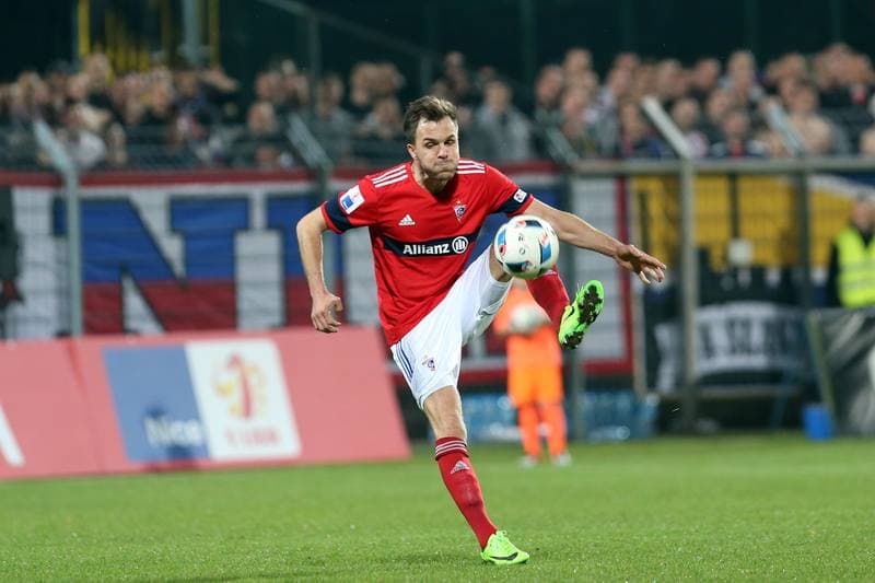 Football. Nice I Liga. MKS Kluczbork - Gornik Zabrze. 01.04.2017