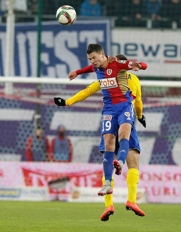 Football. PKO BP Ekstraklasa. Piast Gliwice - Ruch Chorzow. 27.11.2015