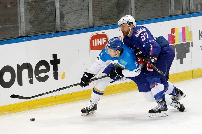 Ice Hockey. EIHC. Kazakhstan - France. 17.12.2015