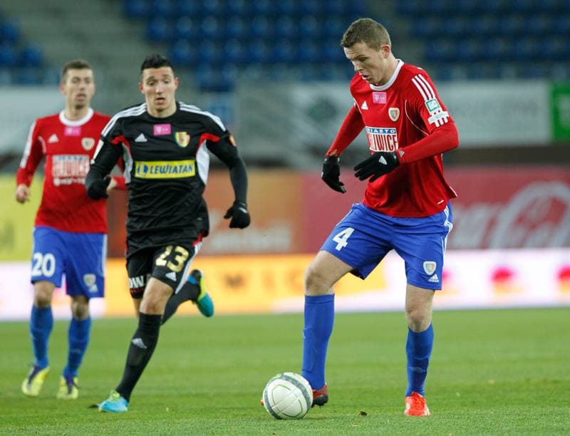 Football. T-Mobile Ekstraklasa. Piast Gliwice - Korona Kielce. 22.03.2015