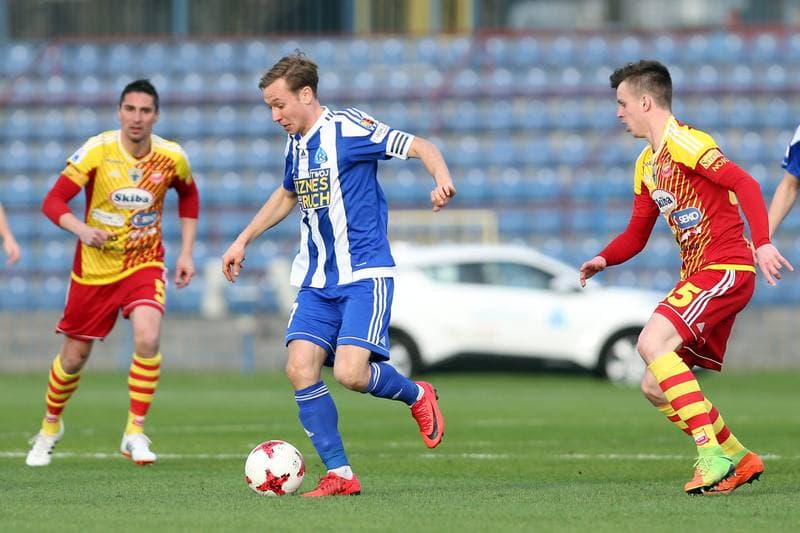 Football. Nice I Liga. Ruch Chorzow - Chojniczanka Chojnice. 11.04.2018