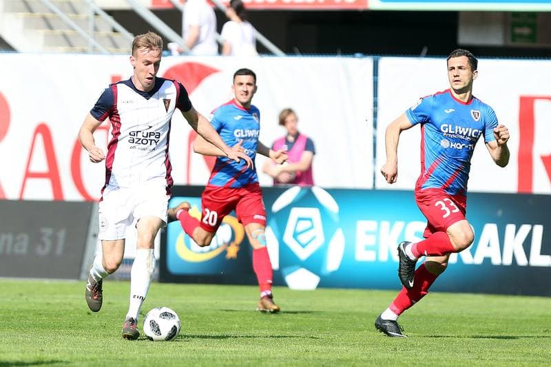 Football. Lotto Ekstraklasa. Piast Gliwice - Pogon Szczecin. 21.04.2018