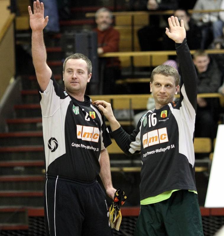 Handball. Charytatywny Mecz. NMC Powen Zabrze - Gornik Zabrze. 16.01.2011