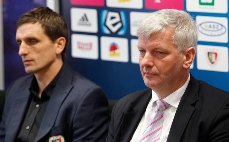 Football. Piast Gliwice. Press Conference. 17.01.2014